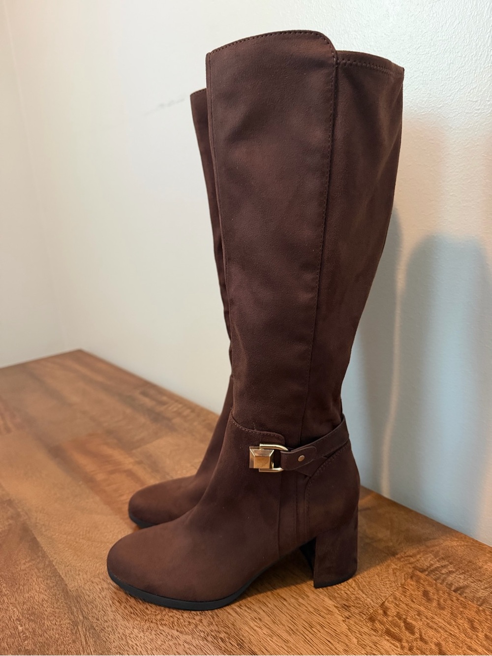 Unisa Brown Knee-High Block Heel Boots with Gold Buckle size 6.5M